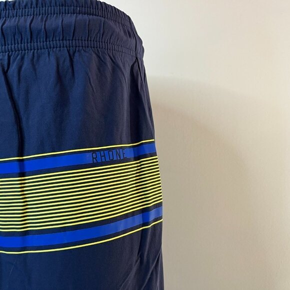 Rhone Men's Fletcher 6.5 inch Swim Trunks - Size Medium - Picture 3 of 5